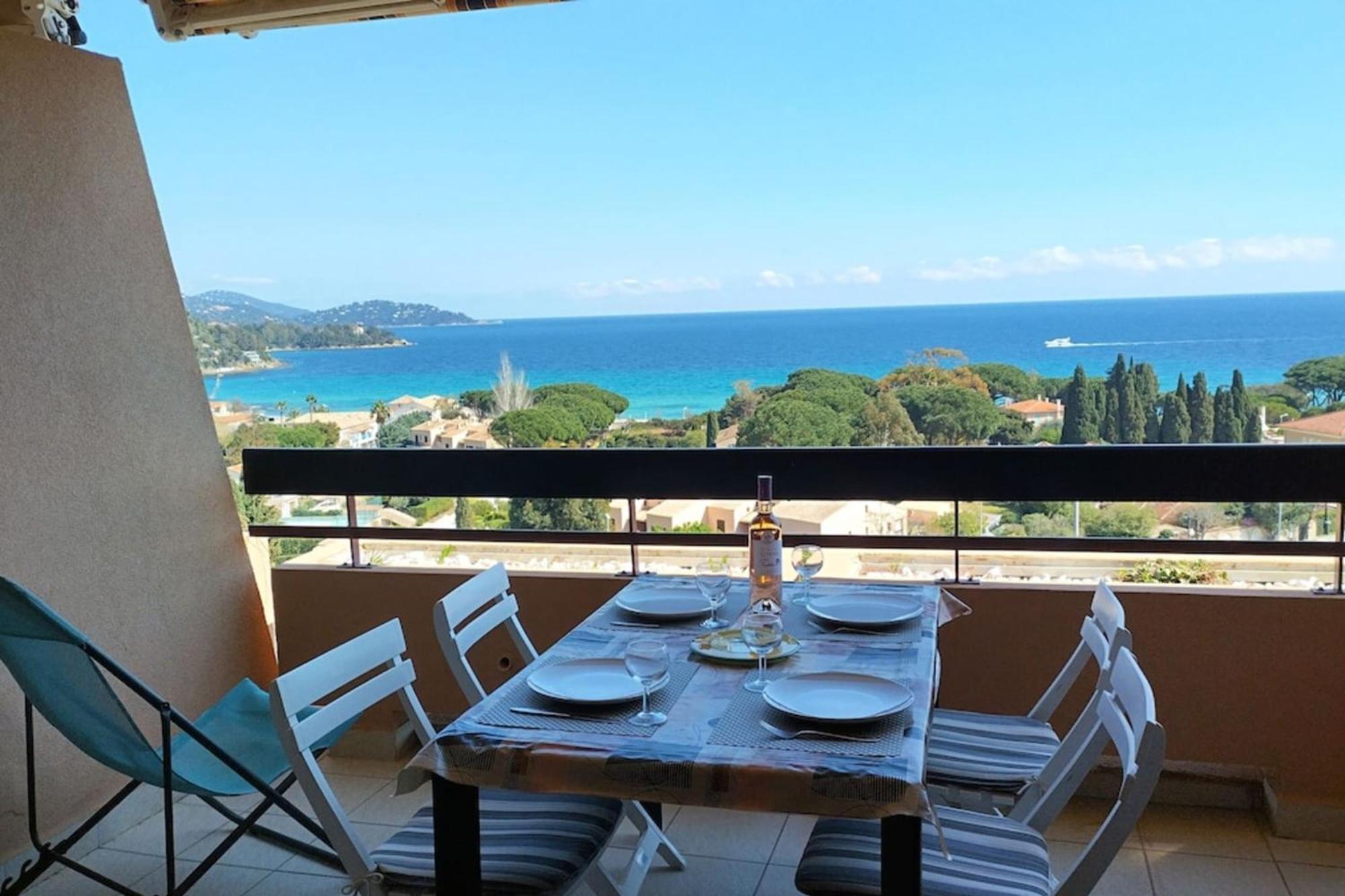 Apartmán T2 In Saint-Clair - Exceptional View! Rated 3 Le Lavandou Exteriér fotografie